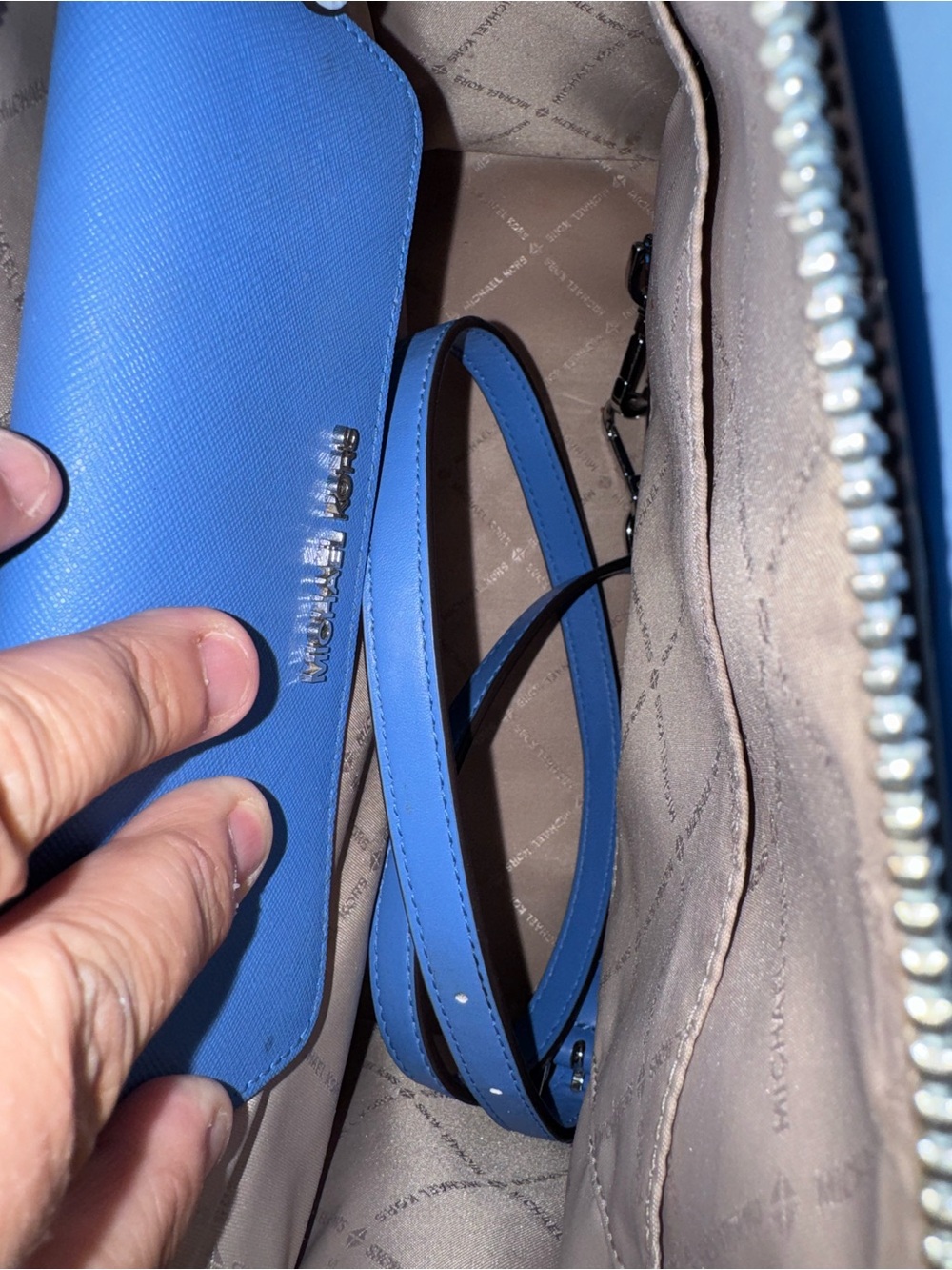 Michael Kors Saffiano Navy, Periwinkle, Light Blue Color block Satchel & wallet - Picture 9 of 14